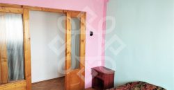 Apartament cu 3 camere de vanzare, zona Lacul Rosu