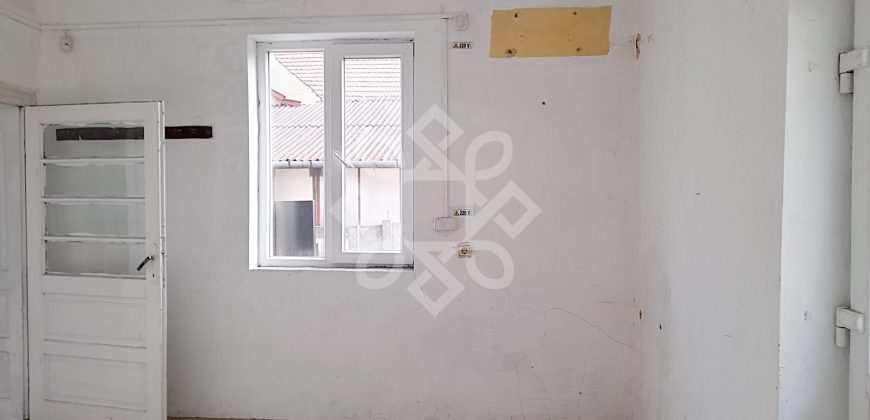 Casa cu teren 518 mp in zona Kaufland Velenta, Oradea