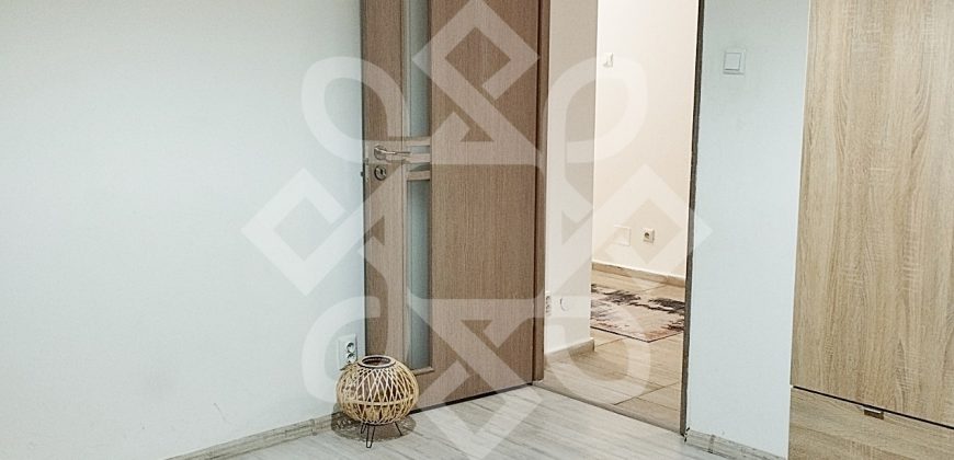 Apartament cu 3 camere de inchiriat, zona Prima Nufarul, Oradea