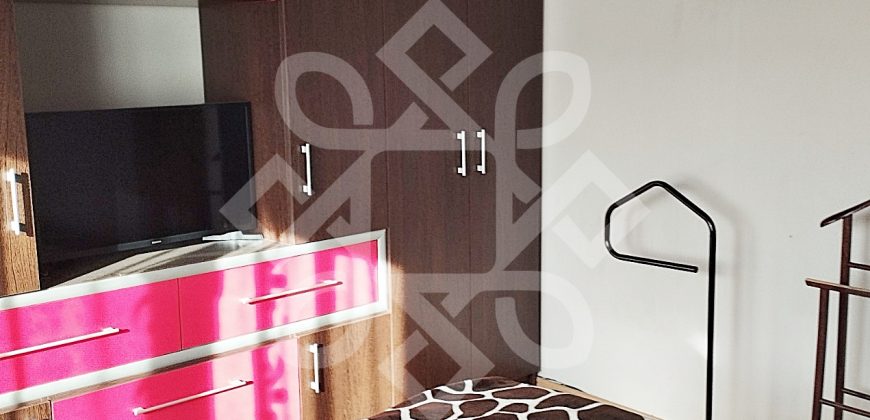 Apartament cu 3 camere, decomandat in cartierul Velenta, Oradea