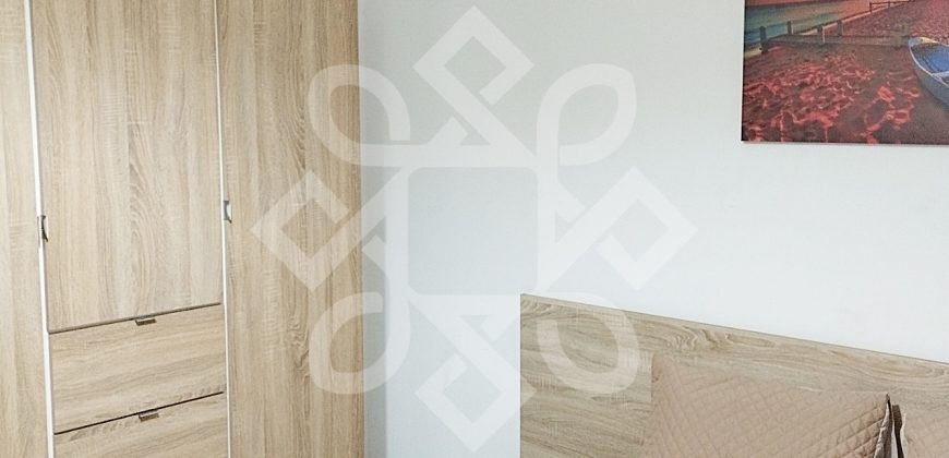 Apartament cu 3 camere de inchiriat, zona Prima Nufarul, Oradea