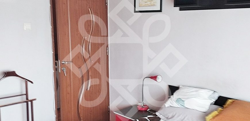 Apartament cu 3 camere, decomandat in cartierul Velenta, Oradea