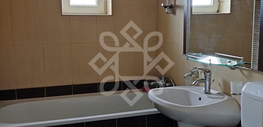Apartament cu 3 camere, decomandat, zona Prima Shops, Oradea