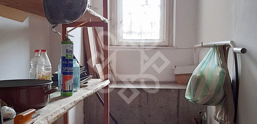 Apartament la casa cu 4 camere, ultracentral in Oradea