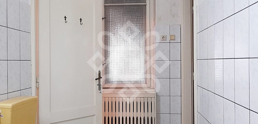 Apartament la casa cu 4 camere, ultracentral in Oradea