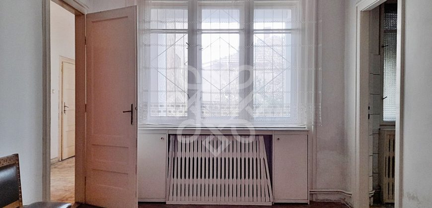 Apartament la casa cu 4 camere, ultracentral in Oradea