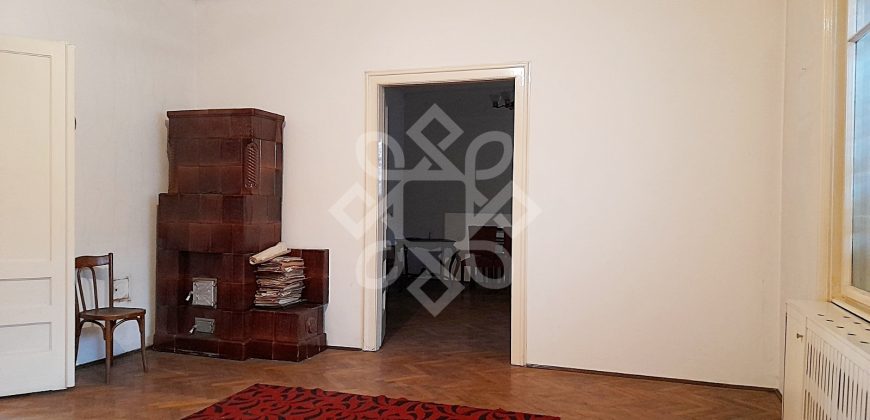Apartament la casa cu 4 camere, ultracentral in Oradea
