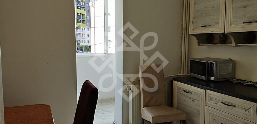 Apartament cu 3 camere, decomandat, zona Prima Shops, Oradea