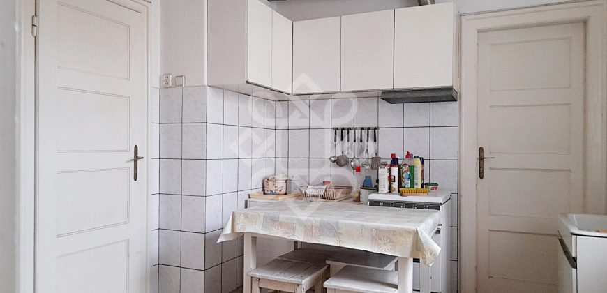 Apartament la casa cu 4 camere, ultracentral in Oradea