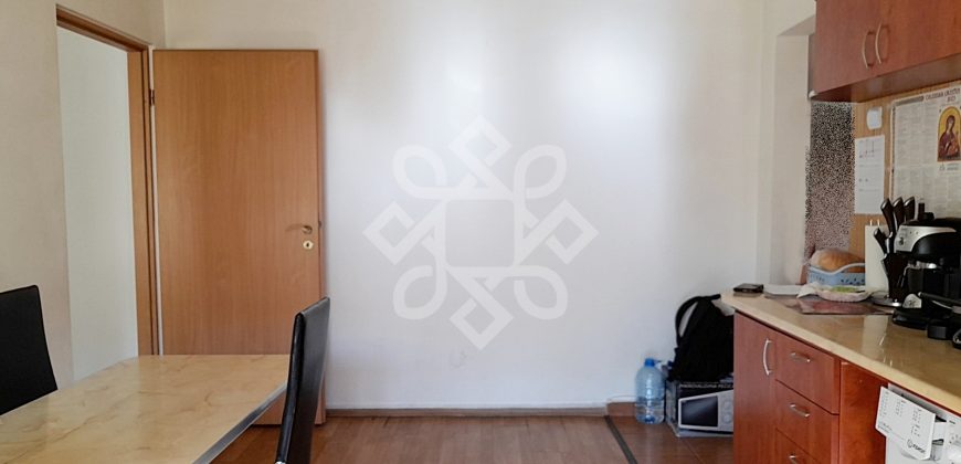 Apartament cu 2 camere decomandat in Nufarul, Oradea