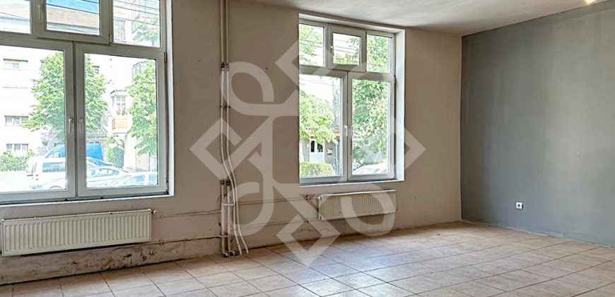 Spatiu comercial D+P de inchiriat in Iosia, Oradea