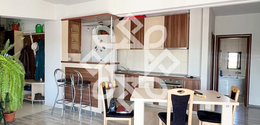 Apartament cu 2 camere de închiriat, în Cantemir