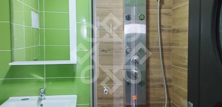Apartament cu 4 camere de vanzare in Cantemir