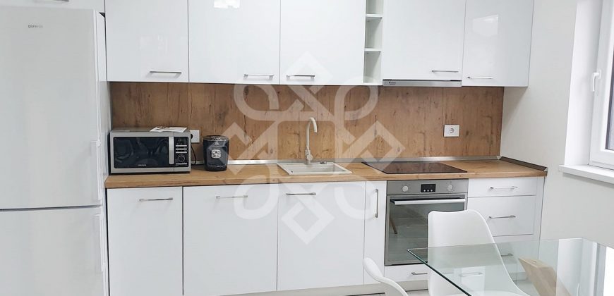 Apartament 3 camere de inchiriat cartier Prima Nufarul Oradea