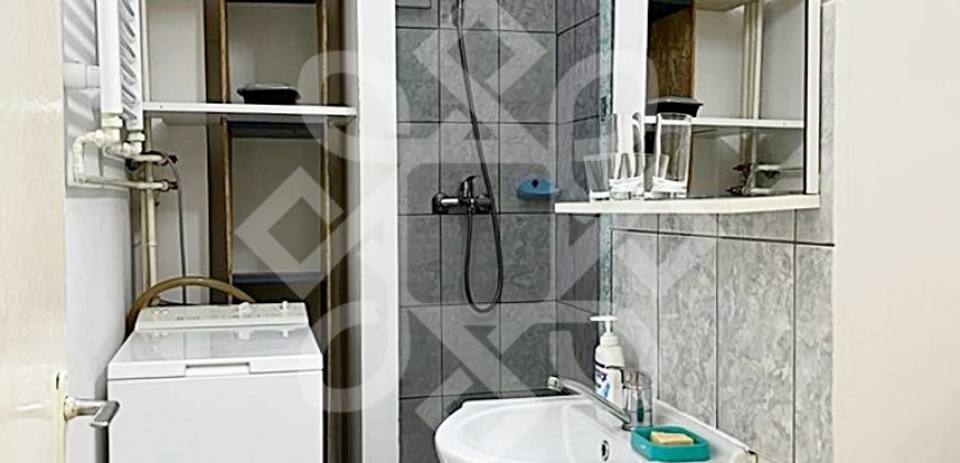 Apartament cu 1 camera de vanzare central in Sanmartin