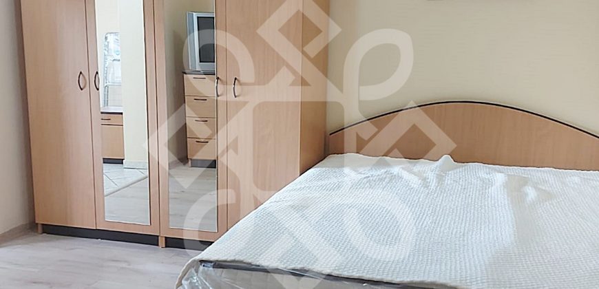 Apartament cu 3 camere, decomandat, zona Calea Aradului