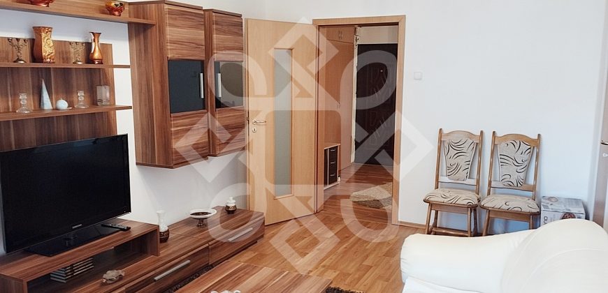 Apartament cu 3 camere de vanzare in Rogerius