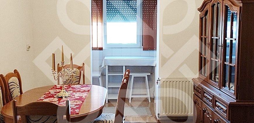 Apartament cu 3 camere de vanzare in Rogerius