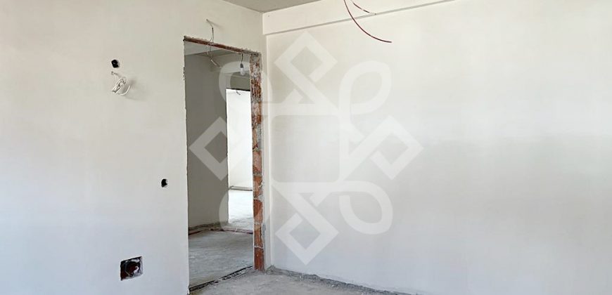 Casa noua cu 8 dormitoare de inchiriat in Paleu