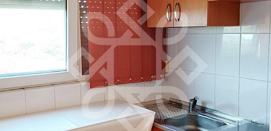 Apartament cu 3 camere de vanzare in Rogerius