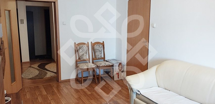 Apartament cu 3 camere de vanzare in Rogerius