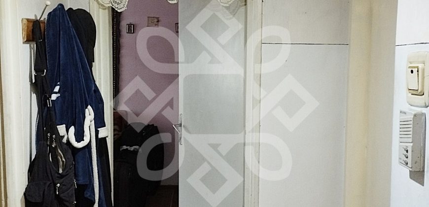 Apartament cu 3 camere, semidecomandat in Rogerius