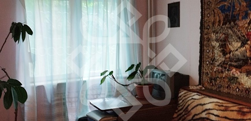 Apartament cu 3 camere, semidecomandat in Rogerius