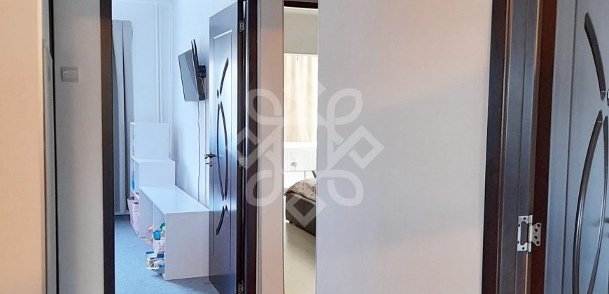 Apartament cu 3 camere tip PC in zona centrala din Oradea