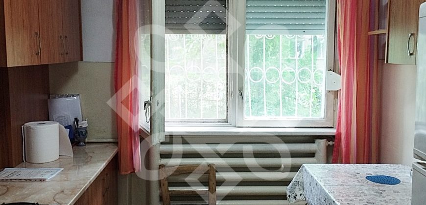 Apartament cu 3 camere, semidecomandat in Rogerius