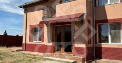 Casa cu 4 camere de inchiriat in Paleu