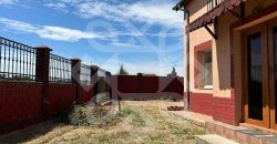 Casa cu 4 camere de inchiriat in Paleu