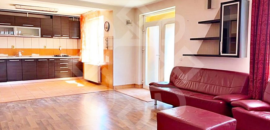 Casa cu 4 camere de inchiriat in Paleu