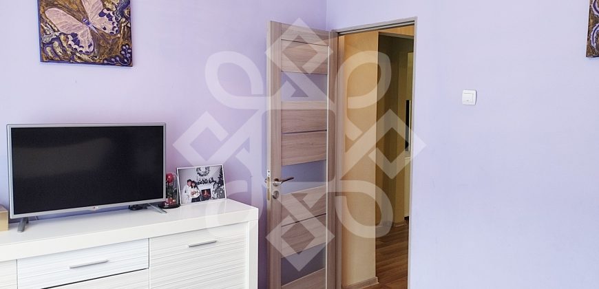 Apartament cu 4 camere de vanzare in Nufarul