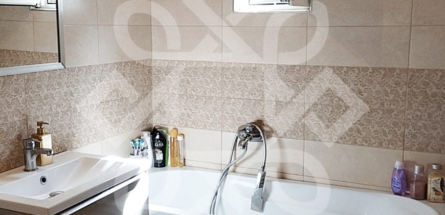 Apartament cu 4 camere de vanzare in Nufarul