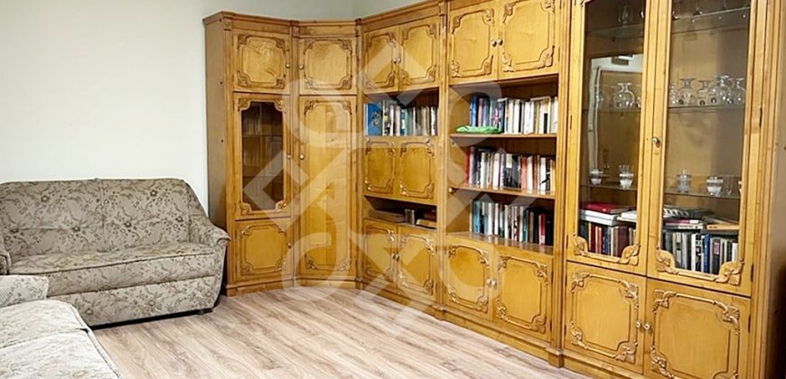 Apartament cu 3 camere de inchiriat in zona Decebal