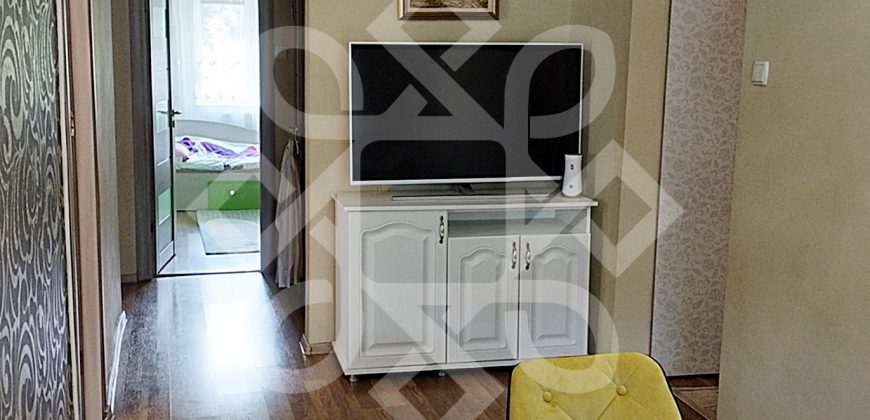 Apartament cu 4 camere de vanzare in Nufarul