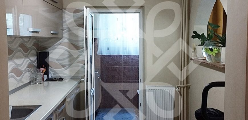 Apartament cu 4 camere de vanzare in Nufarul