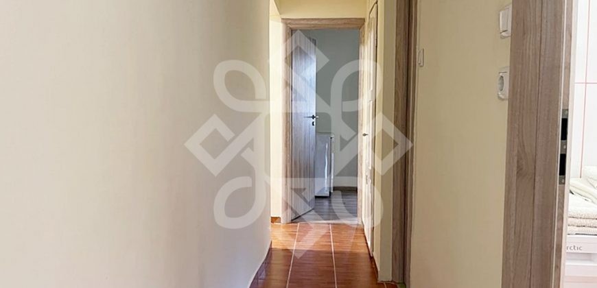 Apartament cu 3 camere de inchiriat in zona Decebal