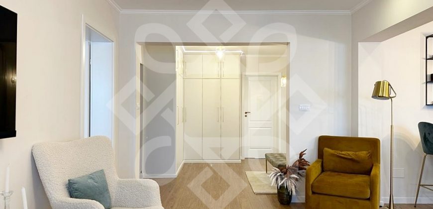 Apartament de lux cu 4 camere de vanzare in Sanmartin