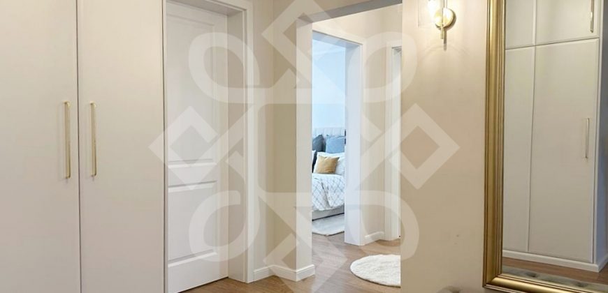 Apartament de lux cu 4 camere de vanzare in Sanmartin