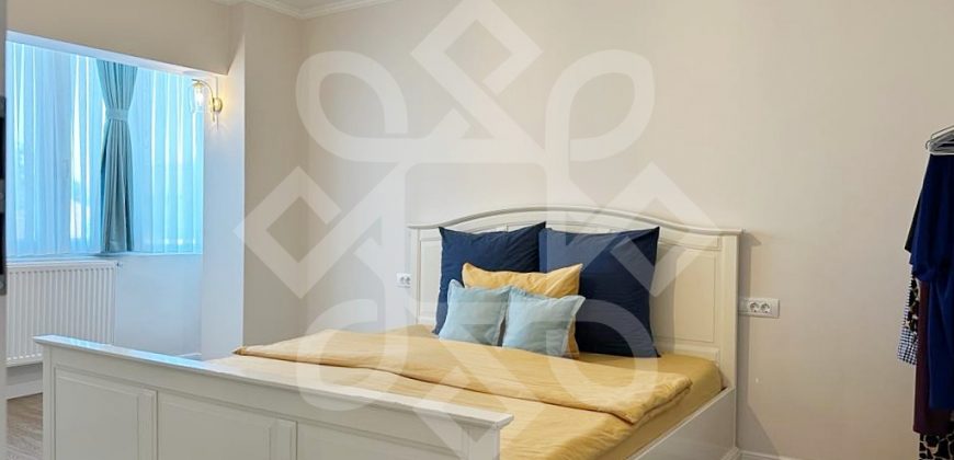 Apartament de lux cu 4 camere de vanzare in Sanmartin