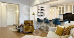 Apartament de lux cu 4 camere de vanzare in Sanmartin