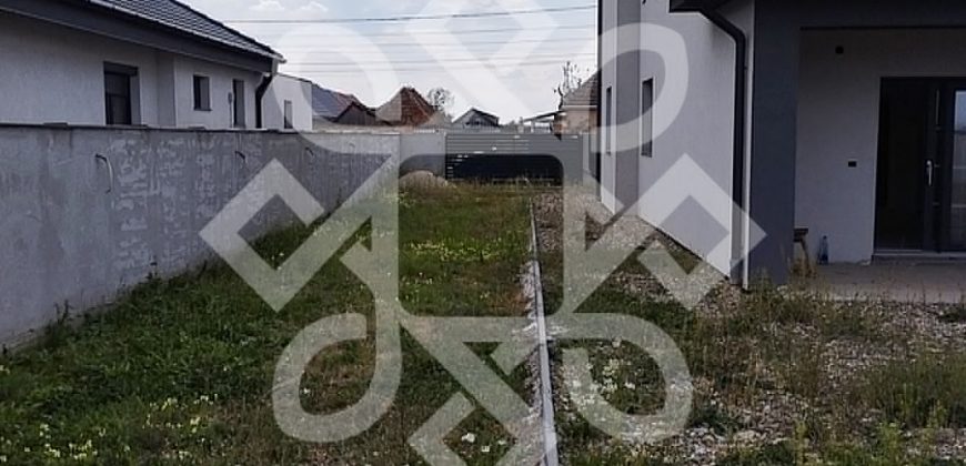 Casa noua cu 4 camere de vanzare in Cihei