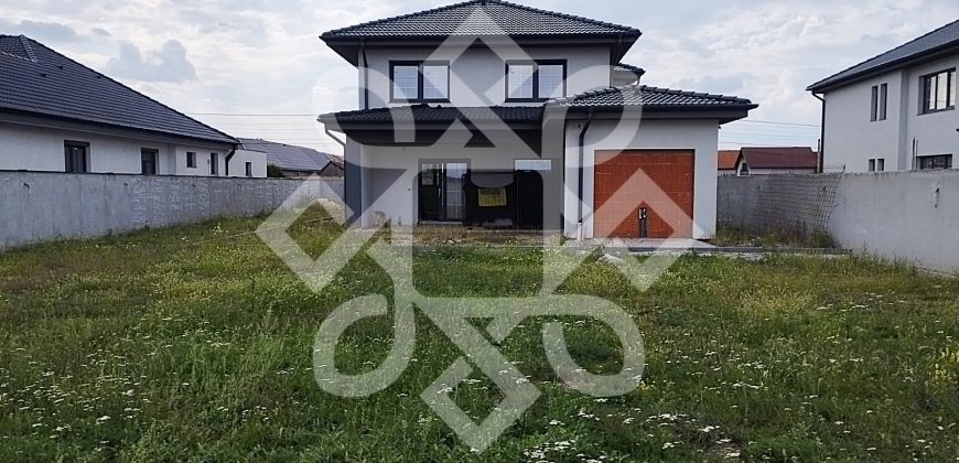 Casa noua cu 4 camere de vanzare in Cihei