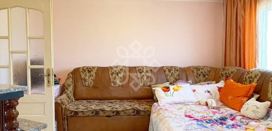 Casa cu 5 camere de vanzare in Girisu de Cris, Bihor