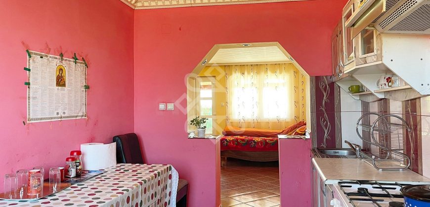 Casa cu 5 camere de vanzare in Girisu de Cris, Bihor