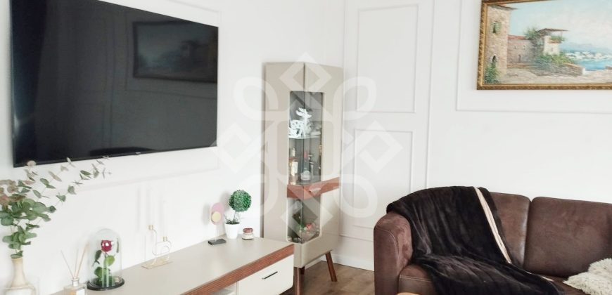 Casa cu 4 camere de inchiriat in Santandrei