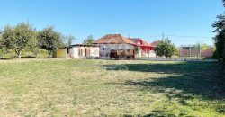Casa cu 5 camere de vanzare in Girisu de Cris, Bihor