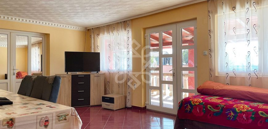 Casa cu 5 camere de vanzare in Girisu de Cris, Bihor