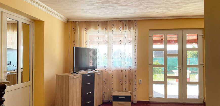 Casa cu 5 camere de vanzare in Girisu de Cris, Bihor